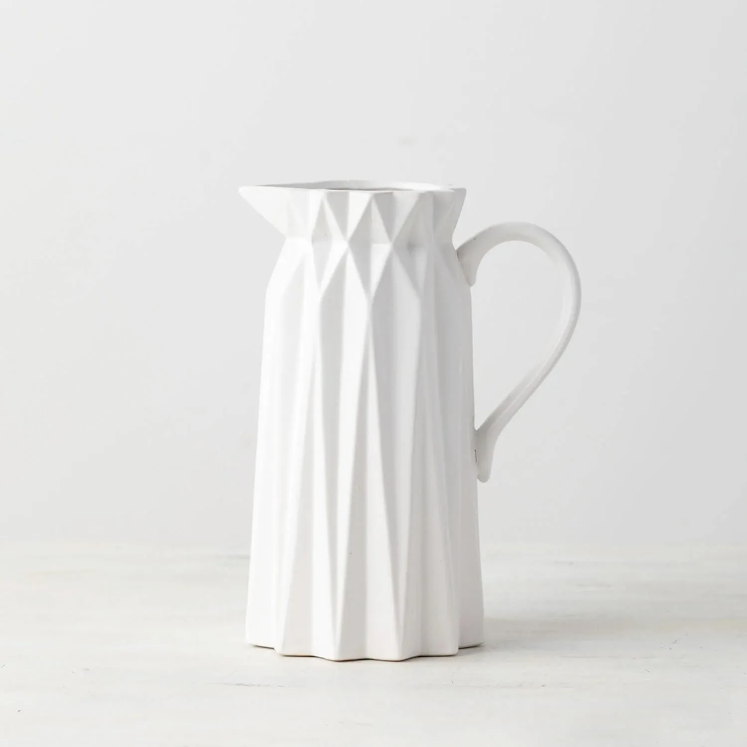 ORIGAMI GEOMETRIC PITCHER