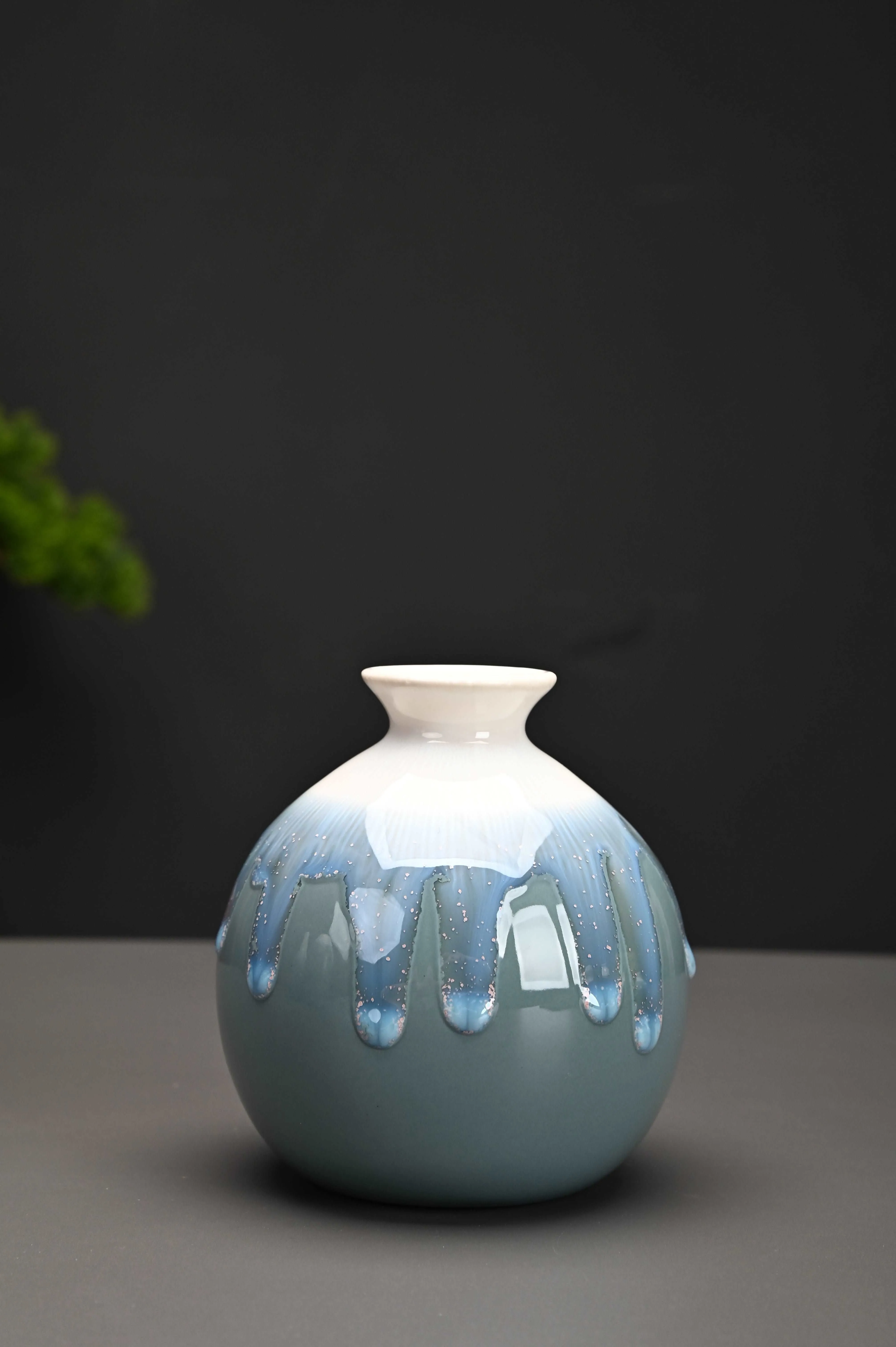 Unveil the Beauty of Tradition: Modern Celadon Vases for Your Home(SET OF 1)